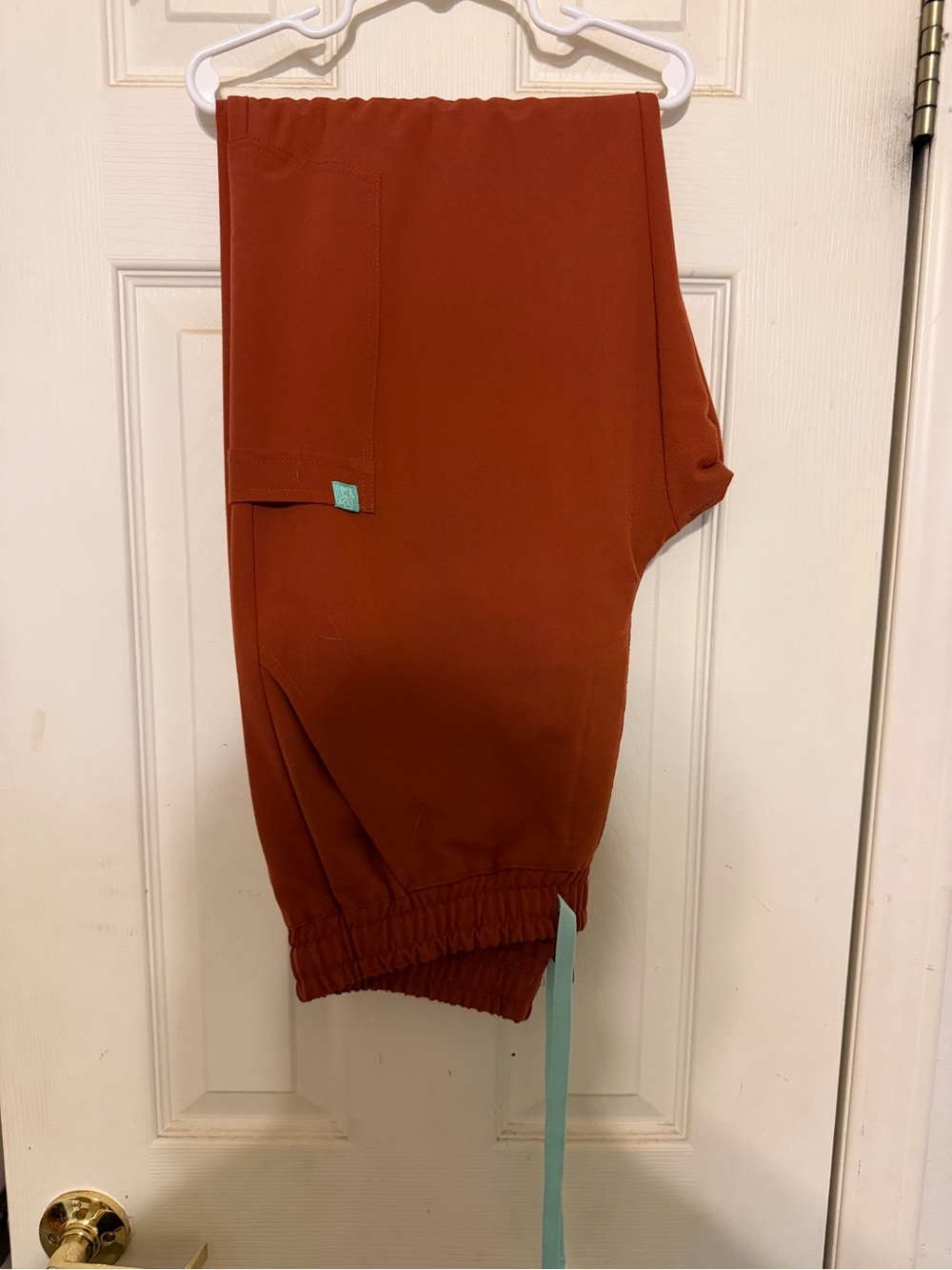 Garde Malade scrub pants size small